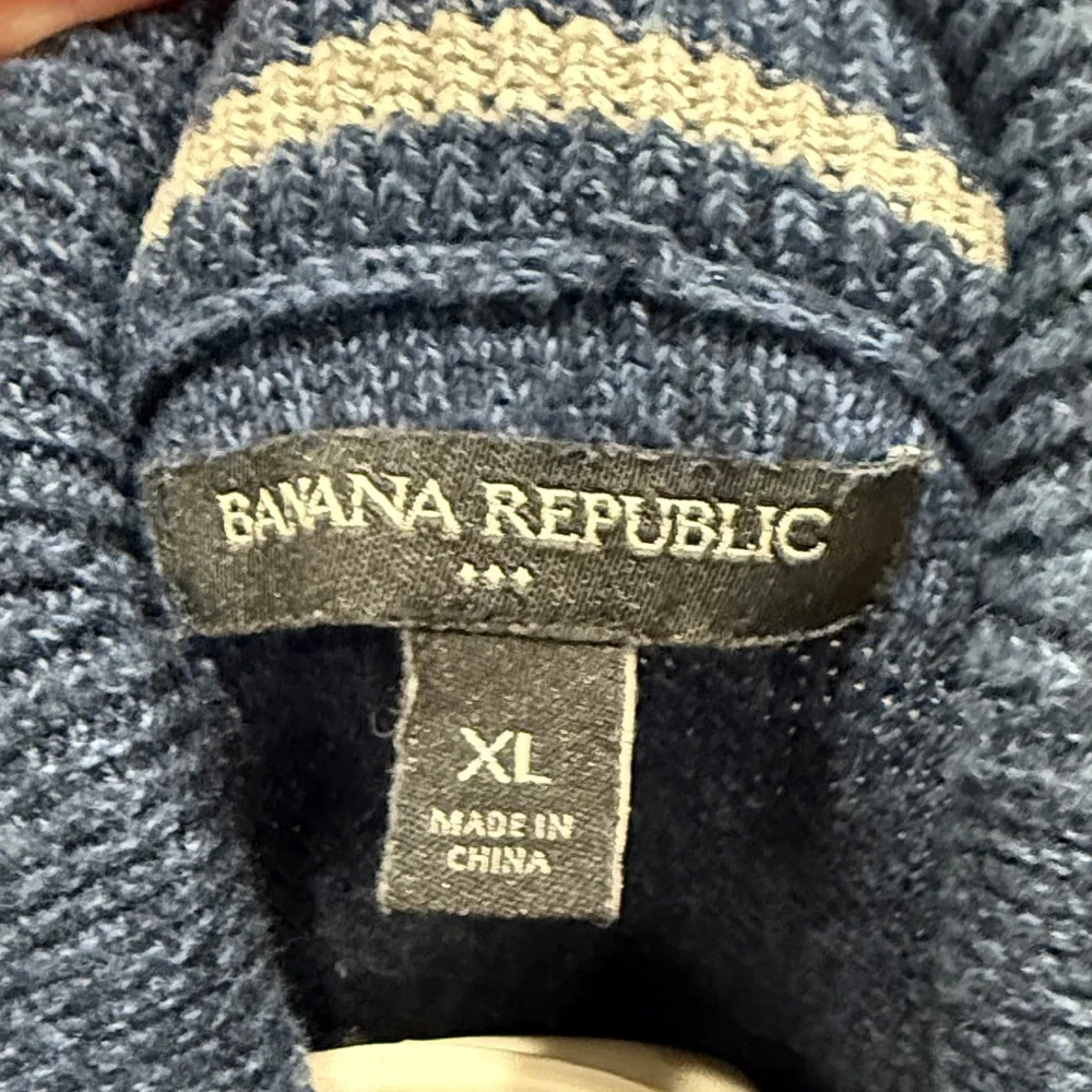 Banana Republic Men's Navy Cardigan Sweater